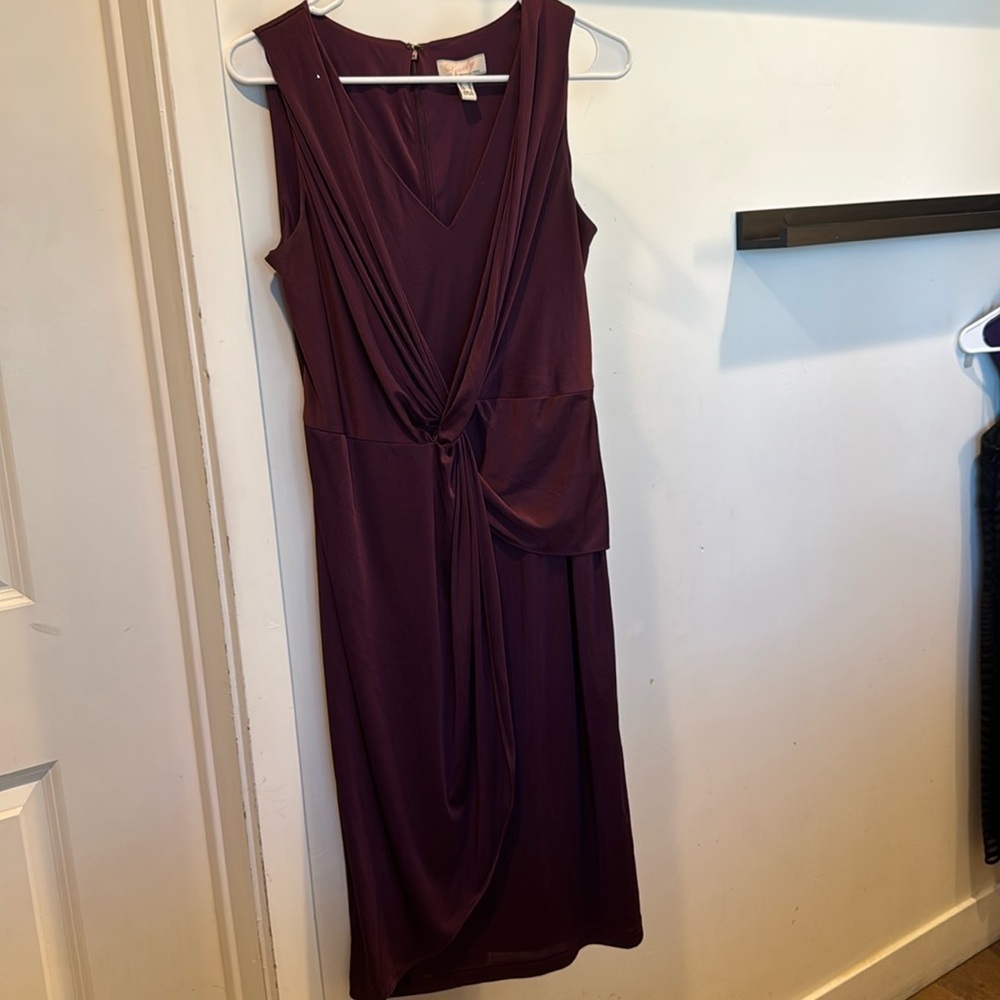 Lovely by Adrianna Papell Size 8 Purple Draped Sleeveless Dress